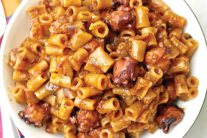 Appresentation suggestion of Spaghetti with Red Clam Sauce